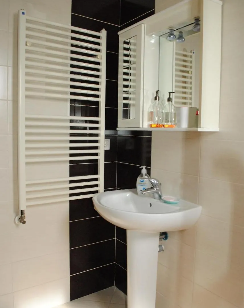 Apartament Romexpo Apartment Bucharest 0*,